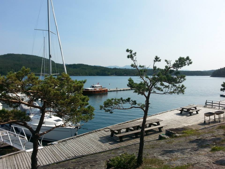 Bilde av en båtbrygge på Furutangen